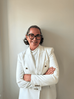 Tammie L Wright